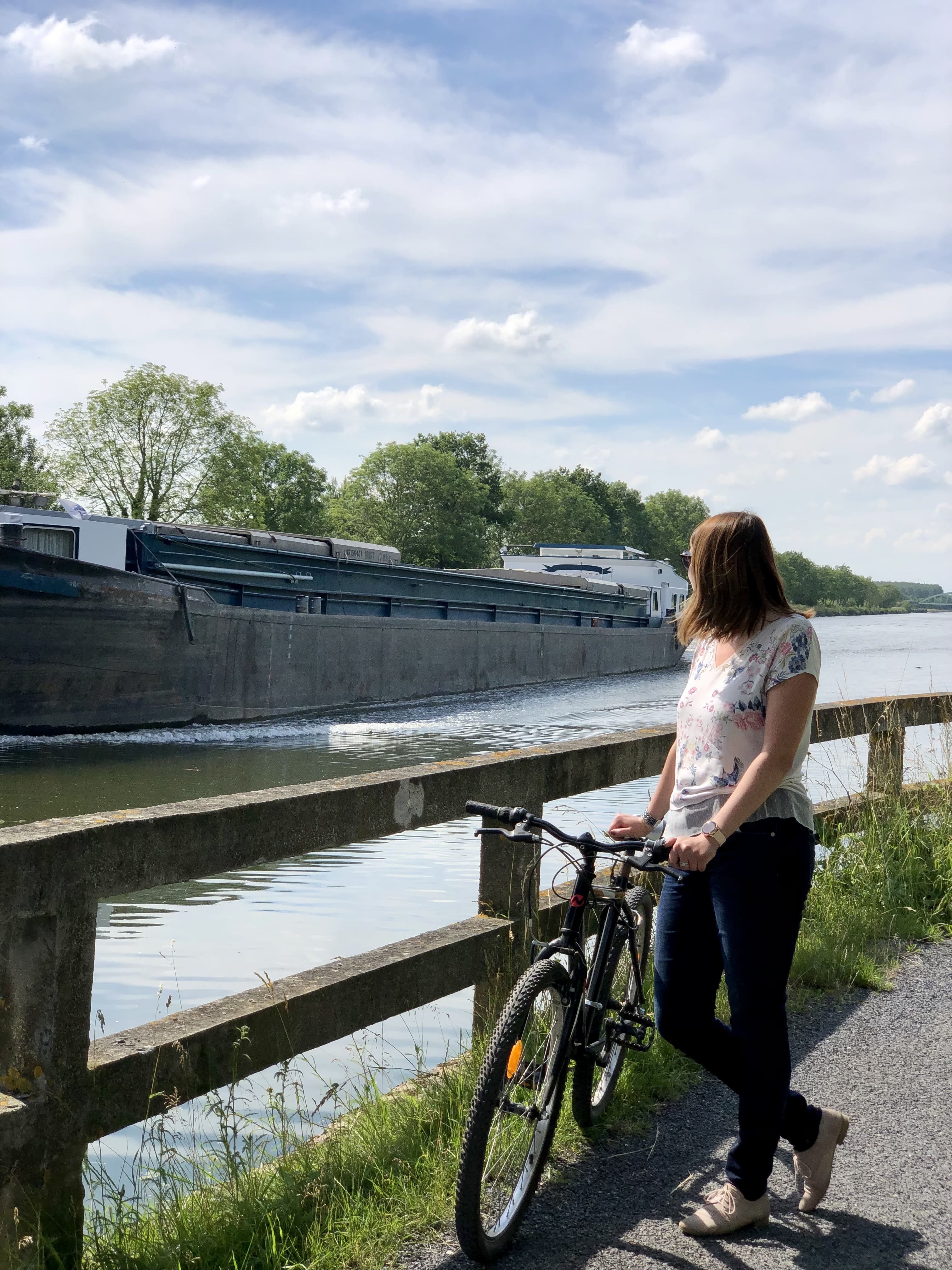 L'EV5 le long du Canal d'Aire à La Bassée